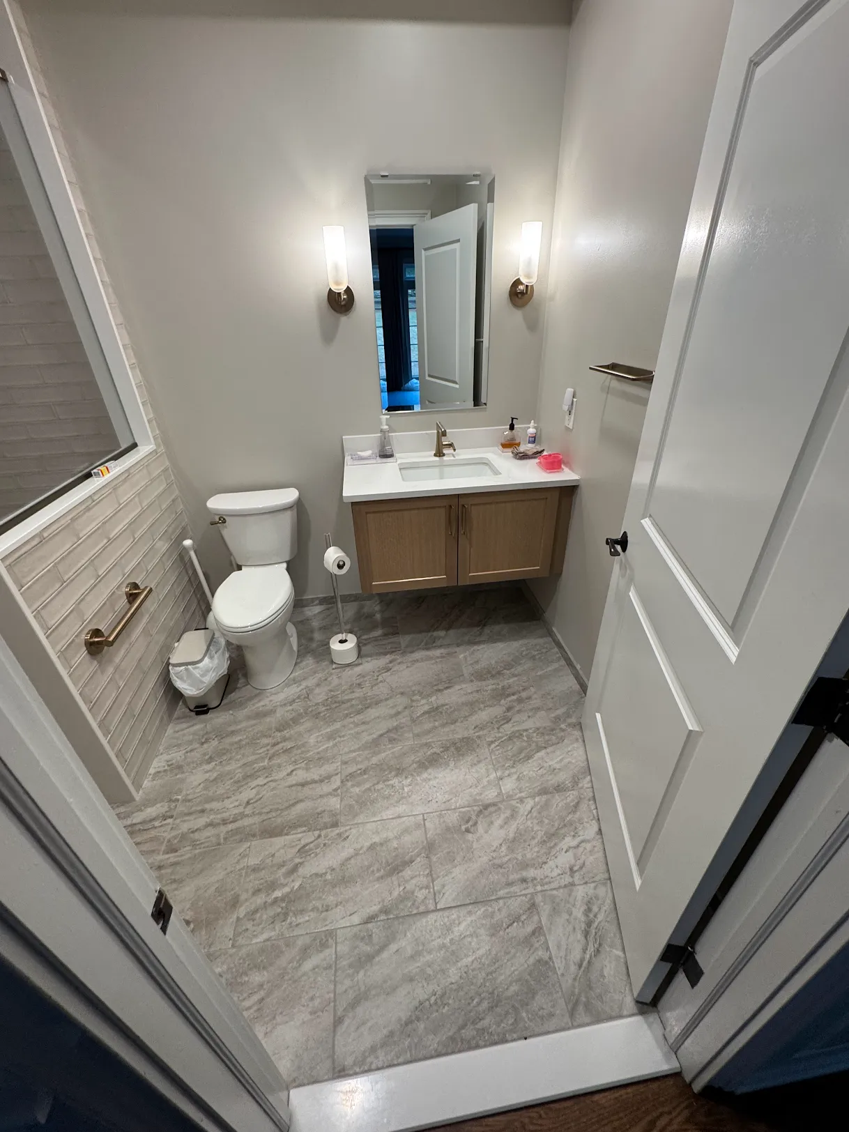 modern bathroom remodel